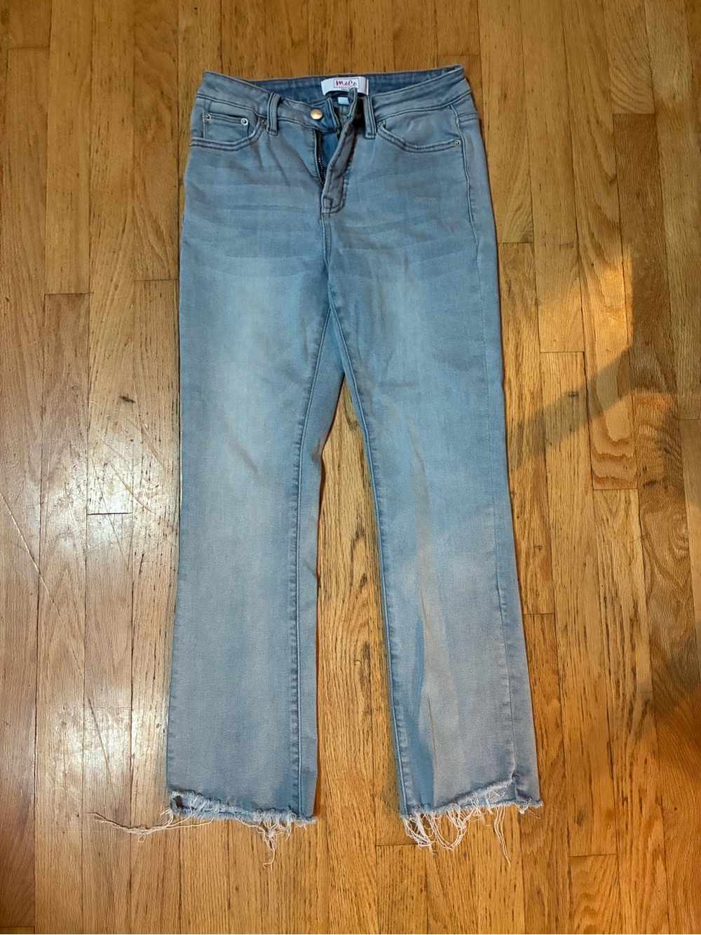 Moco Boutique Light Blue Straight Leg Women’s Jeans with Raw Hem. Size 26.